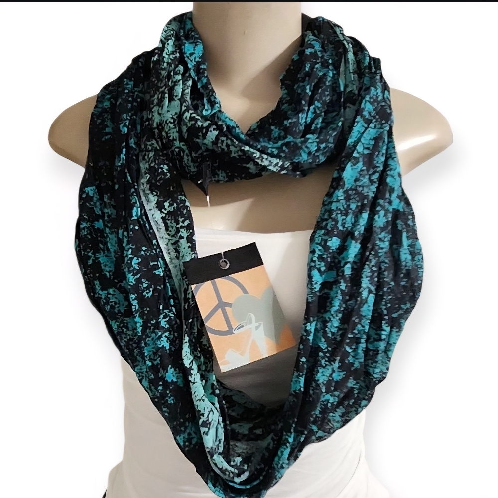 Steve Madden Black & Teal Infinity Scarf